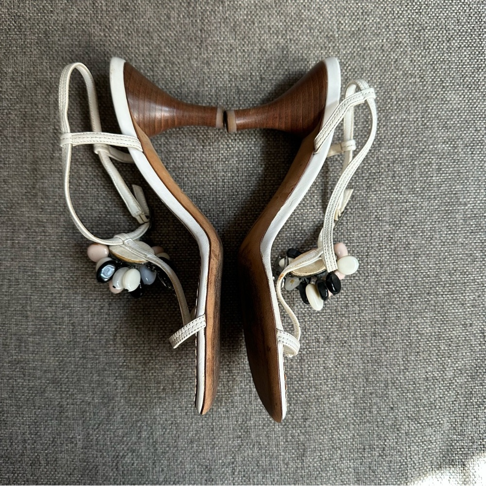 Vintage white Chanel beaded strappy heels - Picture 6 of 8